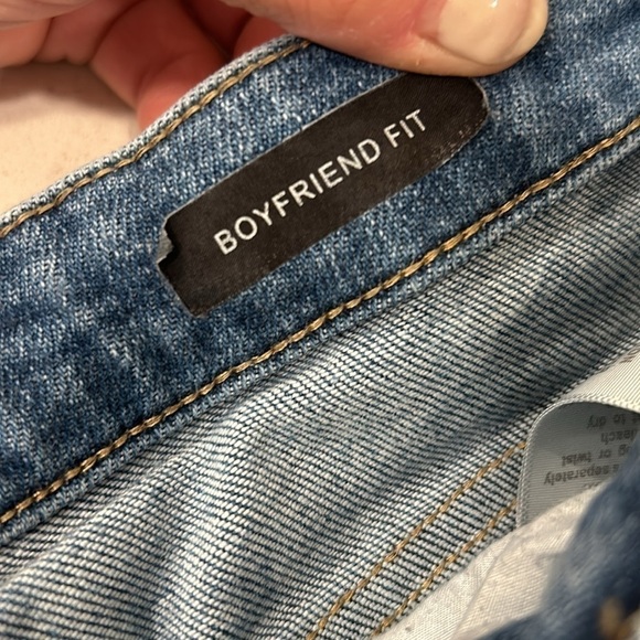 Judy Blue Boyfriend Fit Raw Hem High Waisted Distressed Jeans Medium Wash 15/32 - Picture 8 of 16